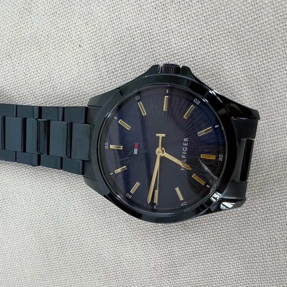 Tommy Hilfiger Mens Black Ion Plated Stainless Steel Watch FLAWED
